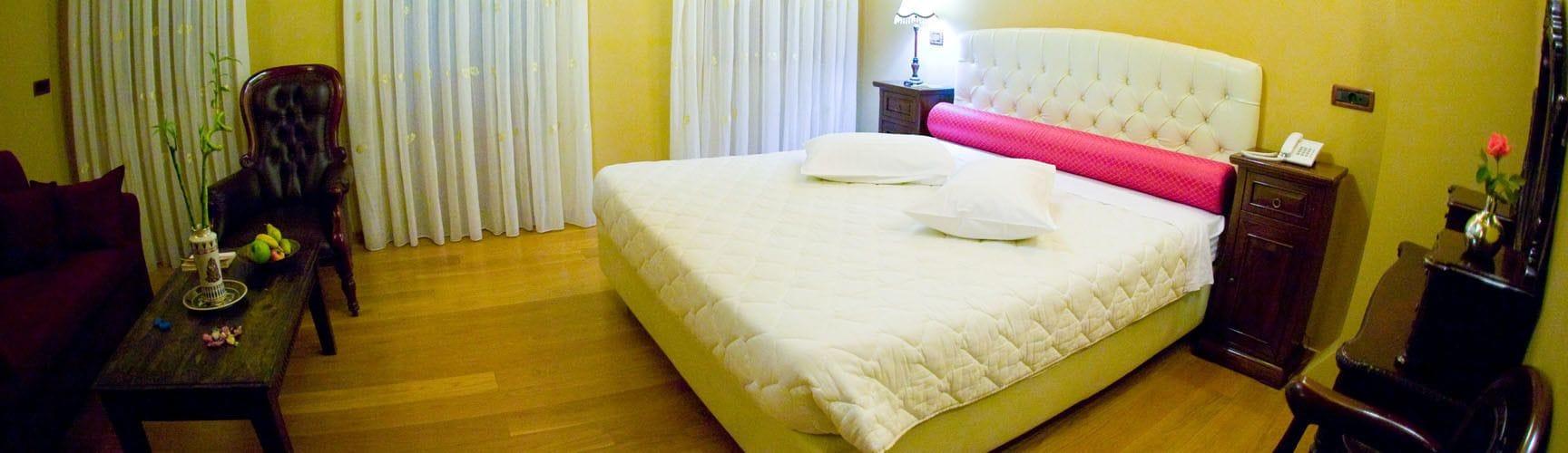 Kyveli Suites Nafplio Ngoại thất bức ảnh