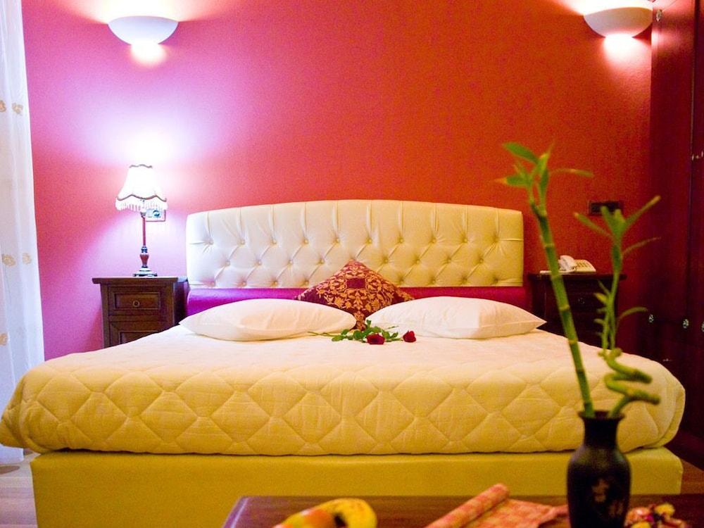 Kyveli Suites Nafplio Ngoại thất bức ảnh